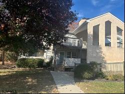 453 London Ct Unit 453, Egg Harbor Township NJ 08234