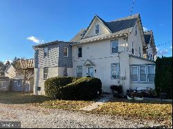 62 Central Avenue APT. A, Berwyn PA 19312