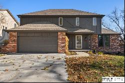 1107 Edgewood Boulevard, Papillion NE 68046