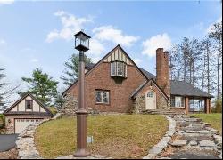 24 Jackson Park, Gardner MA 01440