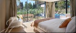 Gorgeous 5-bedroom house for rent in walking distance to Mougins village