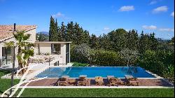 Gorgeous 5-bedroom house for rent in walking distance to Mougins village