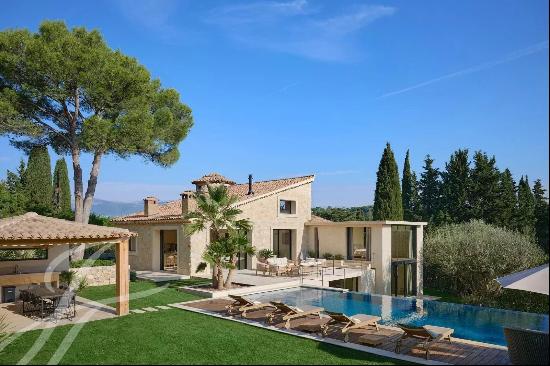 Gorgeous 5-bedroom house for rent in walking distance to Mougins village