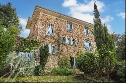 Beautiful stone house to renovate