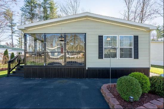 425 Friar Tuck Drive, Exeter NH 03833