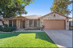 1007 Leah Ln, Round Rock TX 78665