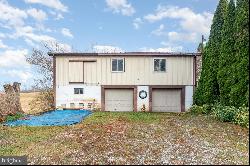 201 Kutz Road, Carlisle PA 17015