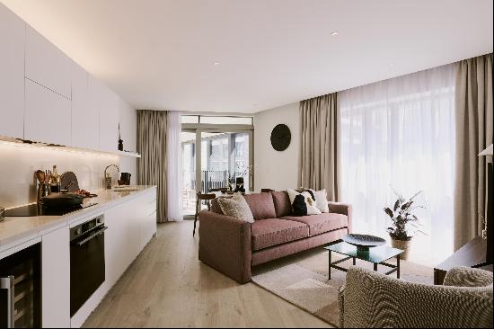 Knight Frank are delighted to offer a range of high specification 2-bedroom apartments in 