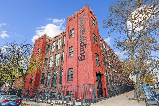 Post production studio in Long Island City available for immediate sub-lease. Tenant wi