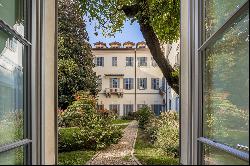 Exclusive and historic property in the center of Milan