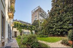 Exclusive and historic property in the center of Milan