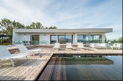 Exceptional Contemporary Villa with Panoramic View of Sainte-Victoire