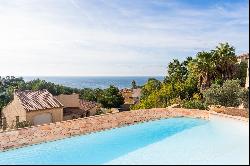 Sausset-les-Pins - Villa with Sea View and Pool