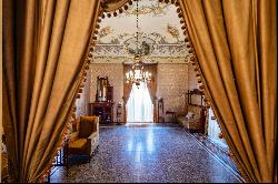 Elegant residence in the historic center of Scicli