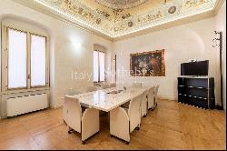 Elegant Renaissance palace in the historic centre of Verona