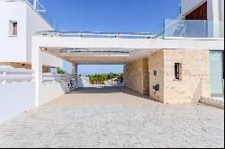 Four Bedroom Modern Villa in Protaras