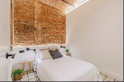 Splendid newly refurbished apartment in Muntaner Street