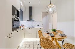 Splendid newly refurbished apartment in Muntaner Street