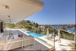 Stunning villa with infinity pool