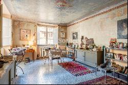 Timeless apartment in historic building in Lucca