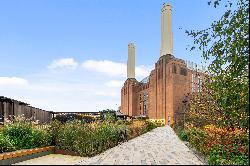 Extraordinary apartment in Battersea Power Station