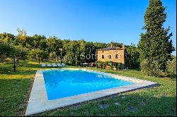 country house dating 1800 overlooking Todi