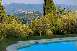 country house dating 1800 overlooking Todi