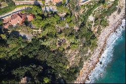 Exclusive villa pieds dans l'eau located in Monte Argentario