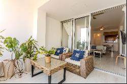 Three Bedroom Beach Front Apartment in Maknzy Area in Larnaca