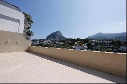 Single-level penthouse with views of Christ the Redeemer, Lagoa, and Dois Irmãos