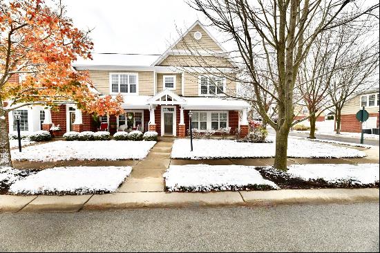 Impeccably Maintained End Unit Townhome With Modern Charm