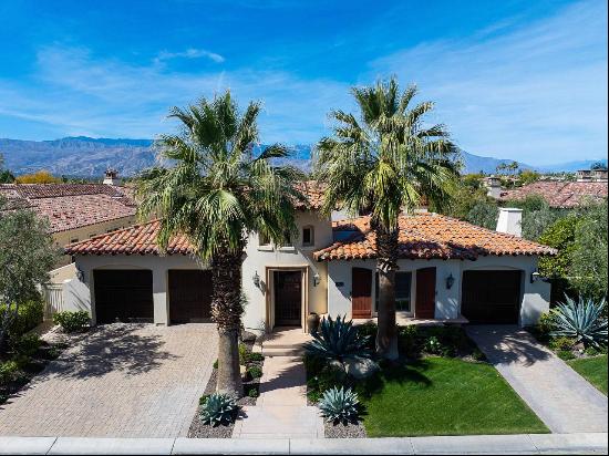 CAPTIVATING EARLY CALIFORNIA-STYLE RESIDENCE WITH UNMATCHED VIEWS 