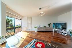 Flat, 4 bedrooms, for Sale