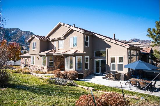 Meticulously maintained turn key ready in the heart of Red Rocks Country Club!