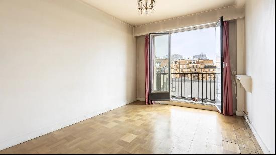 Apartment for sale in Paris, France