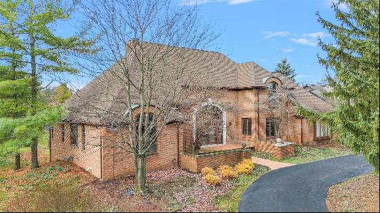 4585 Kiftsgate Bend, Bloomfield Hills, MI, 48302, USA