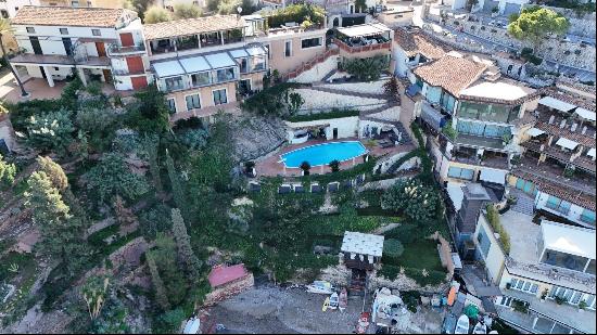 Private Villa for sale in Taormina (Italy)