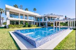 Modern villa in Sotogrande