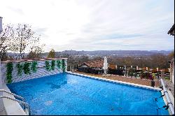 Mansion with view of the Oltului Gorge