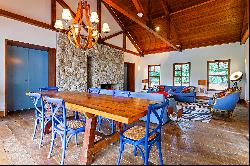 Country house with rustic elegance and full leisure amenities at Fazenda Boa Vis