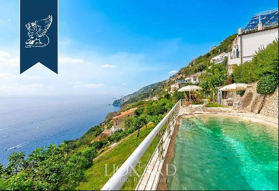 Prestigious property with terraced garden overlooking the sea for sale in Conca dei Marini