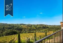 Charming farmstead with agritourism resort for sale on the Tuscan hills