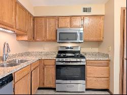 1066 Millpond Road Unit H, Valparaiso IN 46385