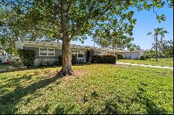 1993 59th Way N, Saint Petersburg FL 33710