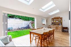 Henrietta Gardens, Bath, Somerset, BA2 6LZ