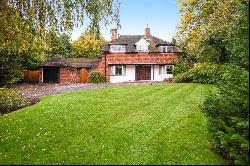 Grays Lane, Ashtead, Surrey, KT21 1BZ