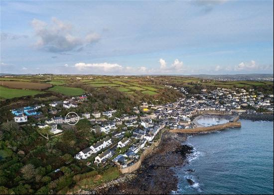 Raginnis Hill, Mousehole, Penzance, Cornwall, TR19 6SR