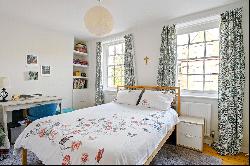 Cloudesley Place, London, N1 0JA