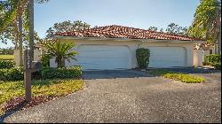 7320 Golf Pointe Circle, Sarasota FL 34243