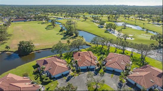 7320 Golf Pointe Circle, Sarasota FL 34243